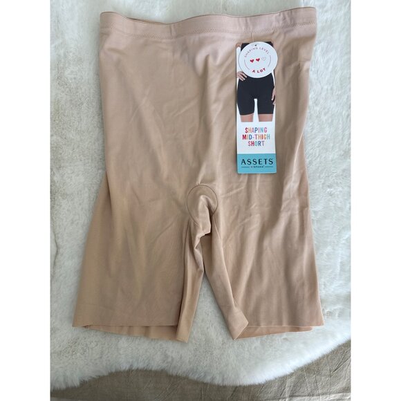 ASSETS by SPANX size Medium Shaping Mid-Thigh Shaper shorts Nude - Picture 2 of 4
